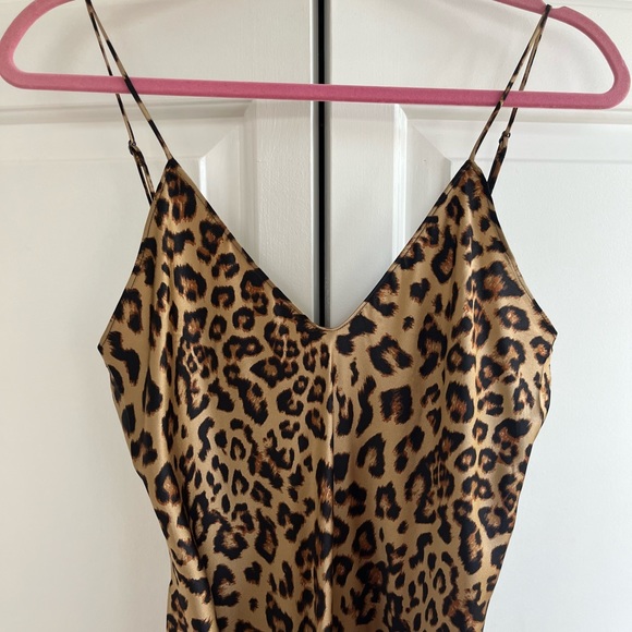 Banana Republic Silk Maxi Dress Leopard Print M - Picture 2 of 3